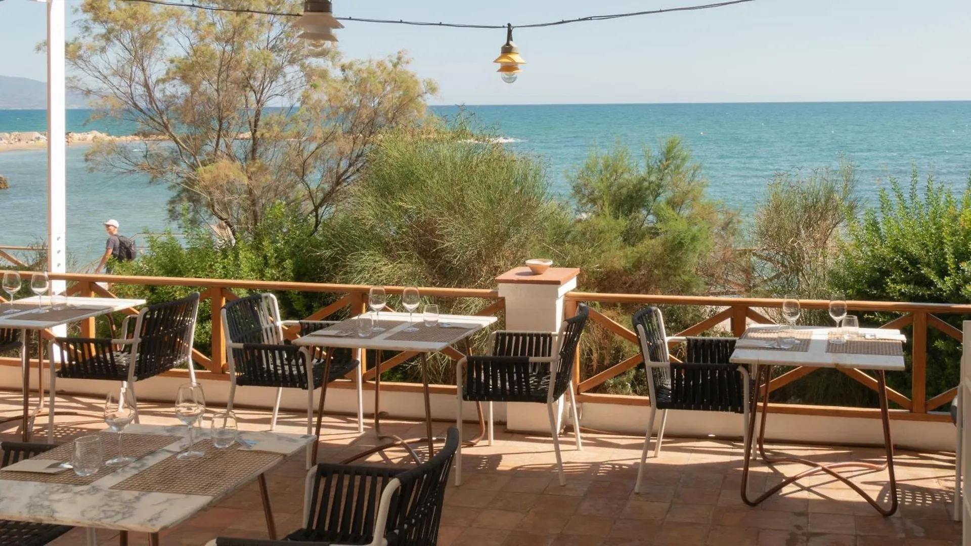 Hostal Empuries L' Escala Hotel